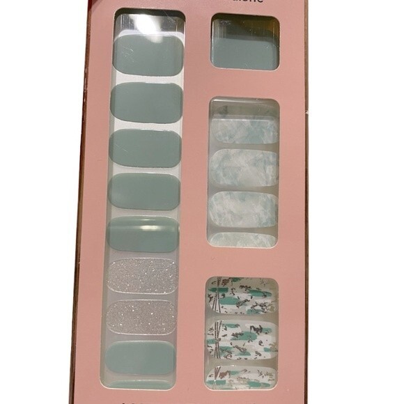 Dashing Diva Gloss Ultra Shine Gel Nail Strips-Desert Quartz - Picture 2 of 3